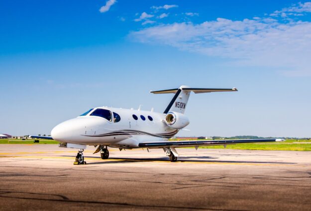 Phenom Jet for Sale, Hawker Jet for Sale, and Learjet for Sale