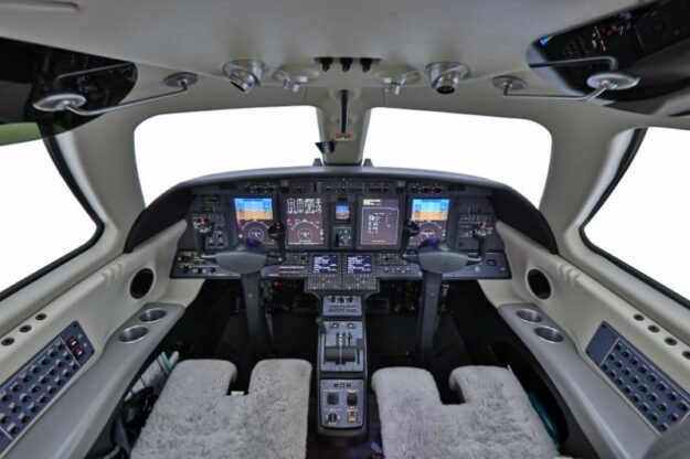 2016 Citation CJ4 Cockpit