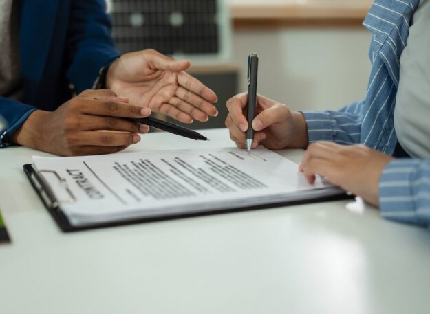 Questions to Ask Before Signing an Aircraft Lease